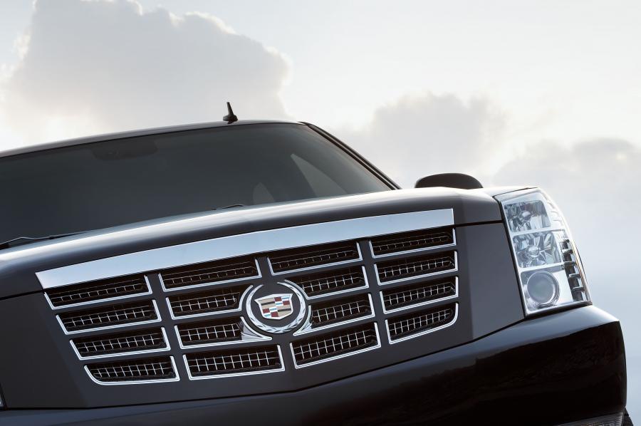  Cadillac Escalade 2007 года  (фото 35 из 106)
